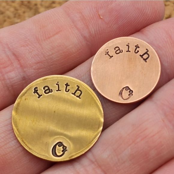 5/$21 🦉 O2 ORIGAMI OWL GOLD OR ROSE GOLD FAITH PLATE FOR LIVING LOCKETS - Picture 1 of 5